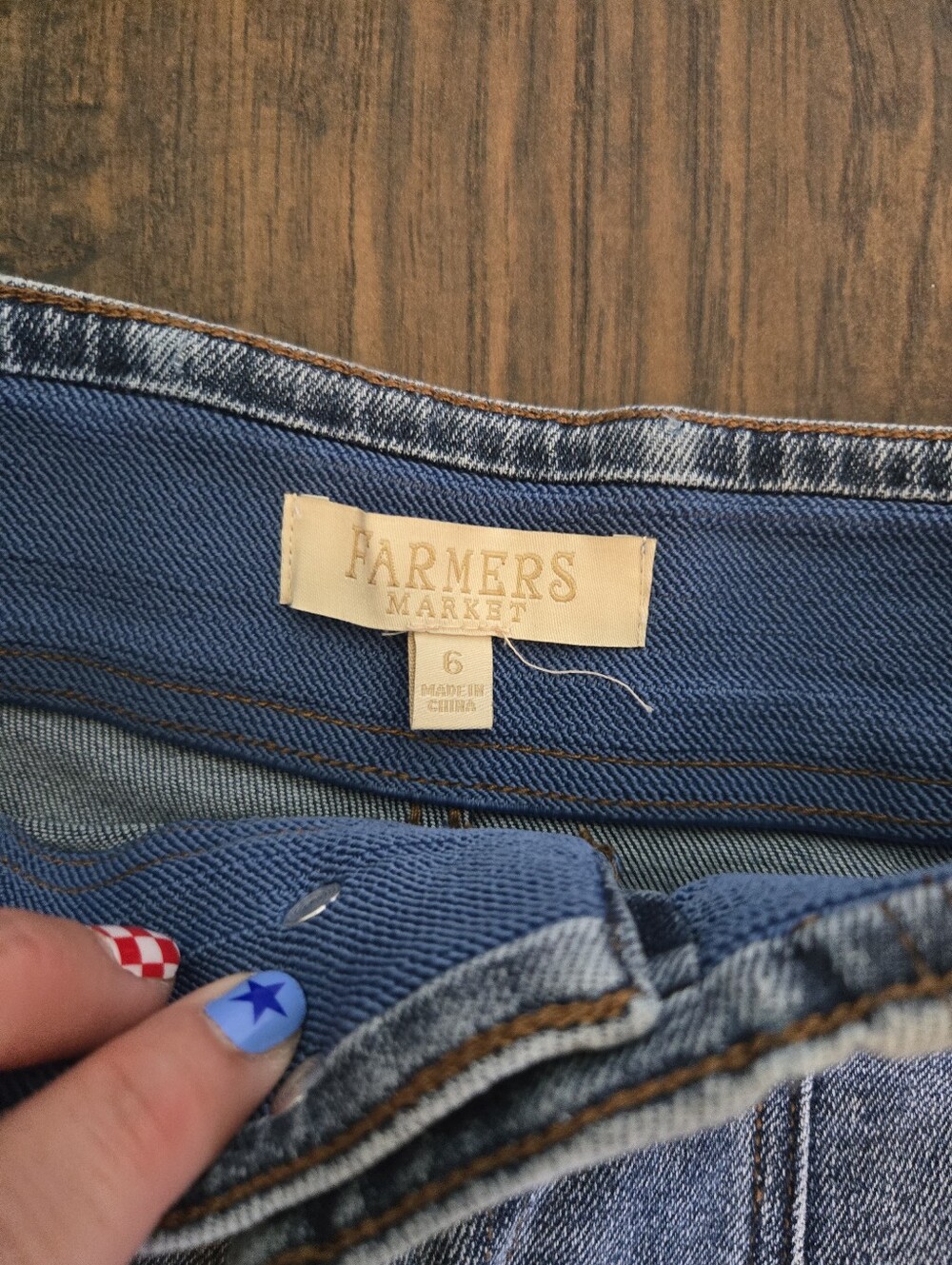 High-Rise Wide Leg Jeans in Faded Blue - Picture 3 of 4